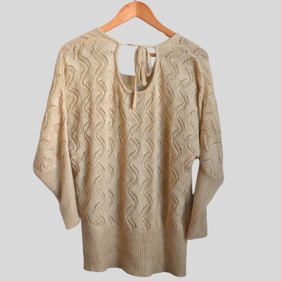 ROZ & ALI Open Back Bat Wing Gold Sweater Size L - Picture 2 of 8